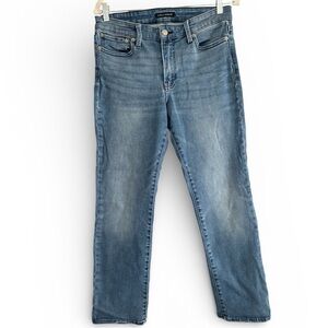 Lucky Brand High-Rise Back-Pocket Jeans in Faded Blue Wash Size 10